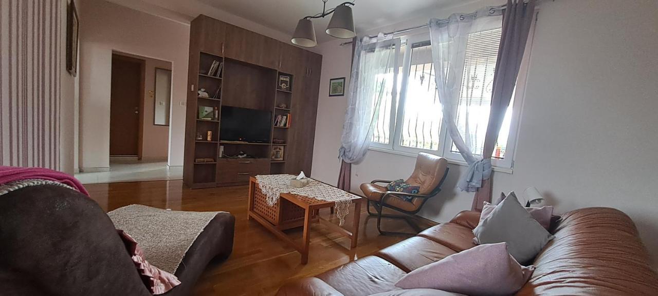 Green Villa Rodna Skopje Exteriör bild